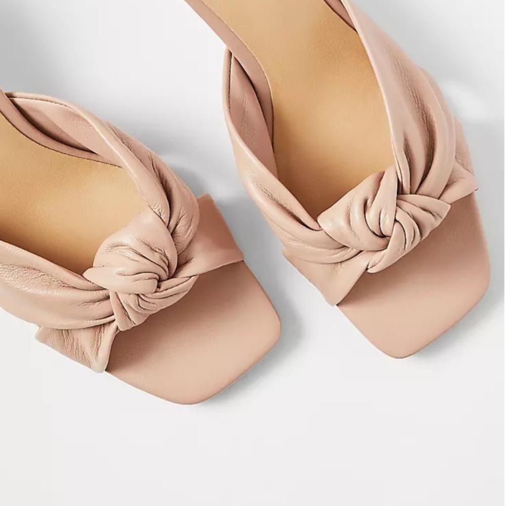 Ann Taylor Tan Knotted Leather Sandals